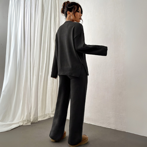 HEDDA | RIBBAD STICKAD TRÖJA